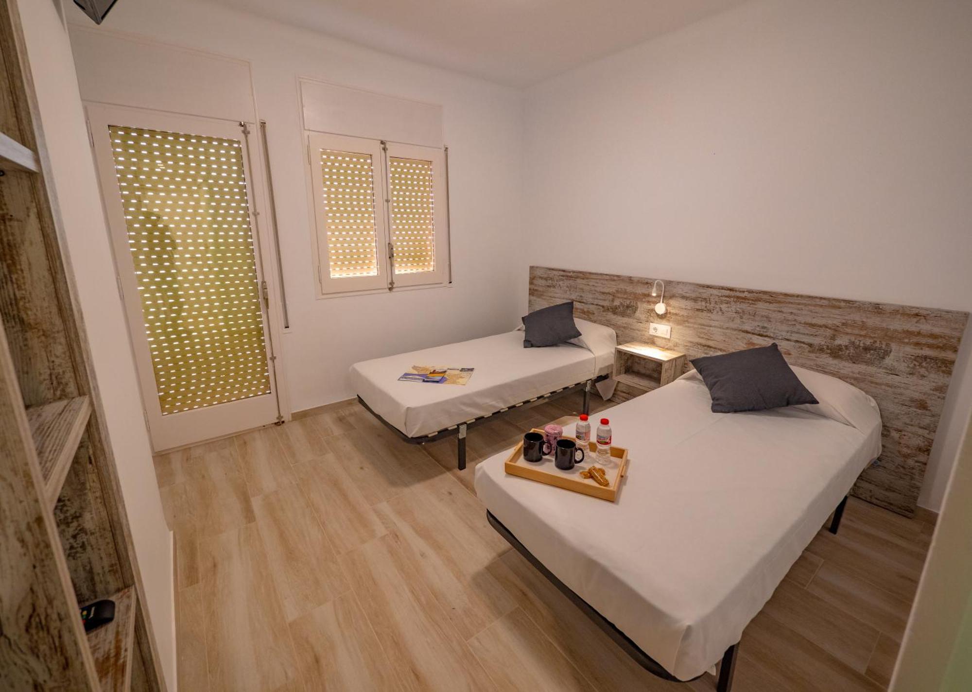 Agi Gloria Rooms Росес Екстериор снимка
