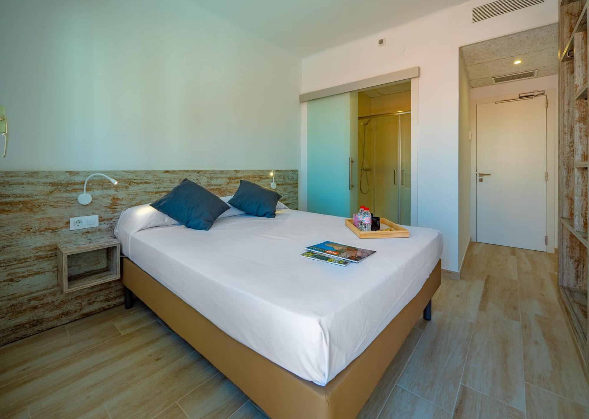 Agi Gloria Rooms Росес Екстериор снимка