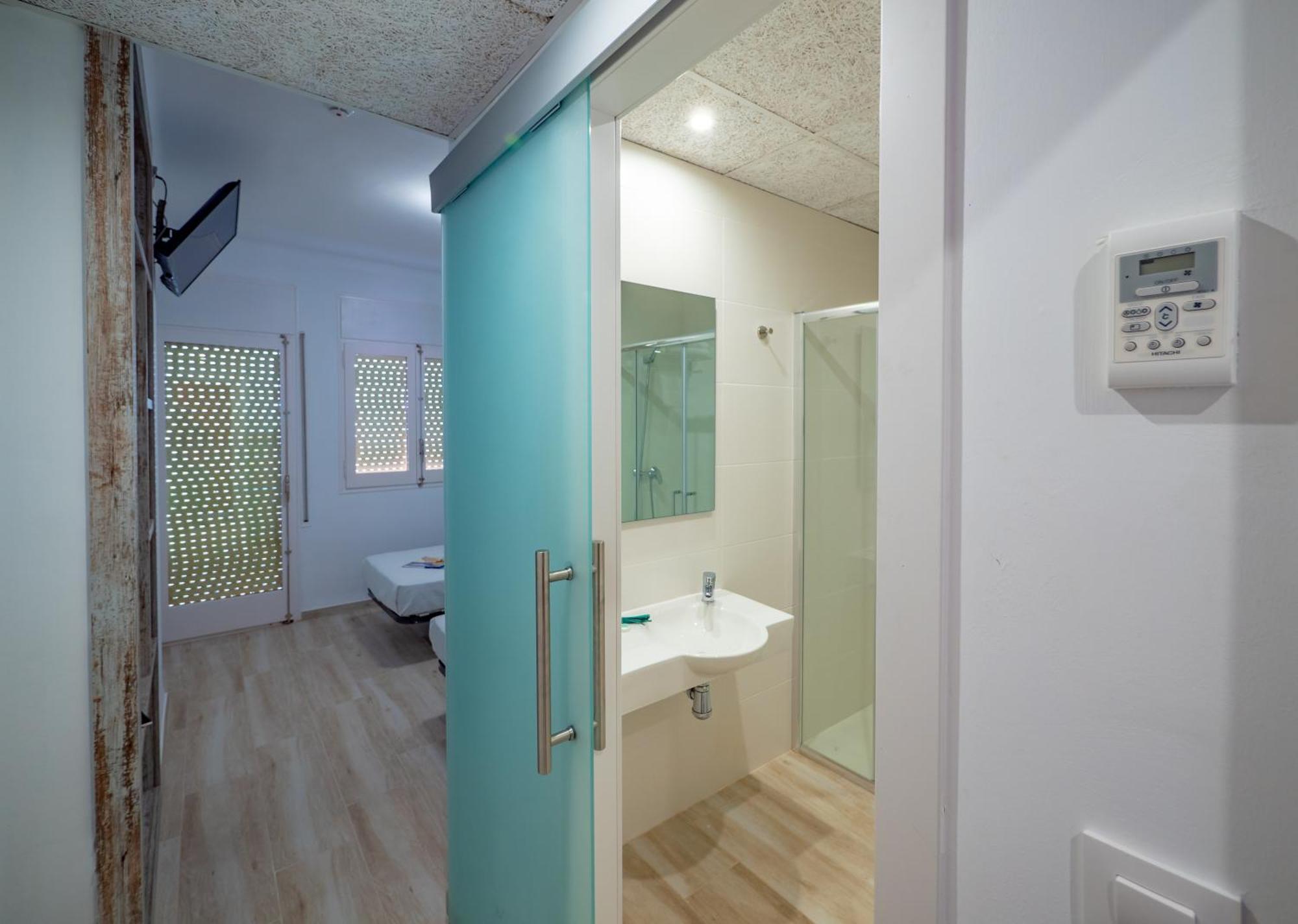 Agi Gloria Rooms Росес Екстериор снимка
